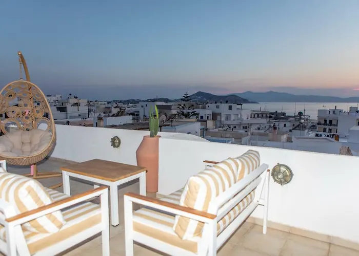 Down Town Дом отдыха Naxos City